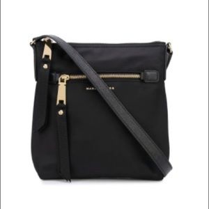 RARE OLIVE MARC JACOBS